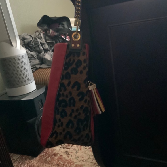 Limited Louis Vuitton Safari Handbag - Picture 6 of 9